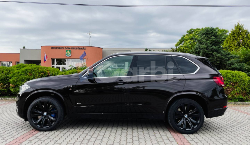 BMW X5 xDrive30d A/T