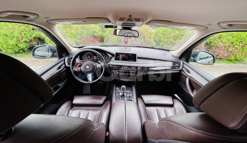 BMW X5 xDrive30d A/T