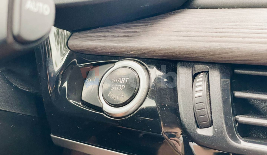 BMW X5 xDrive30d A/T