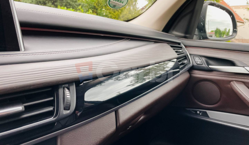 BMW X5 xDrive30d A/T