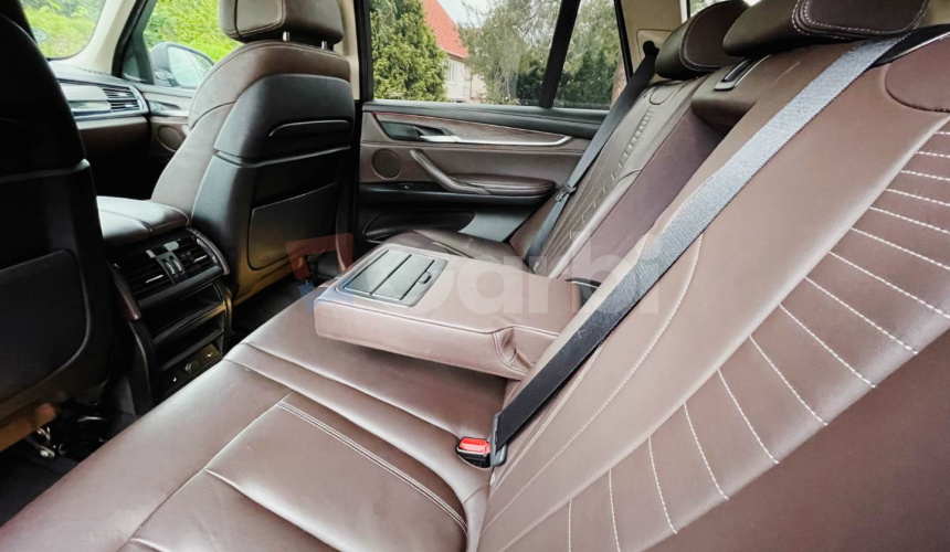 BMW X5 xDrive30d A/T