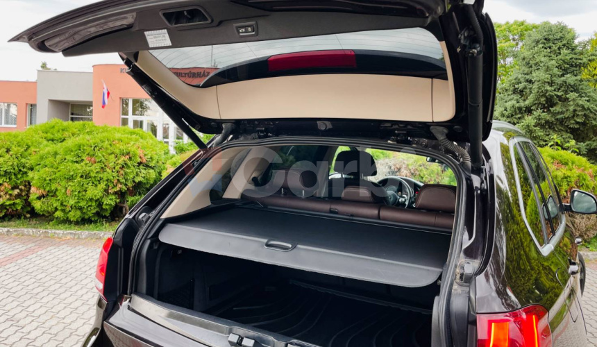 BMW X5 xDrive30d A/T