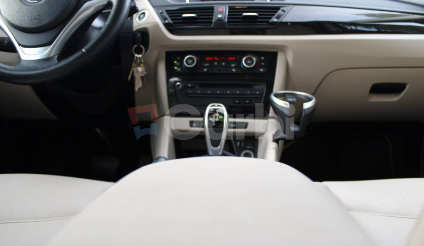 BMW X1 xDrive 18d A/T