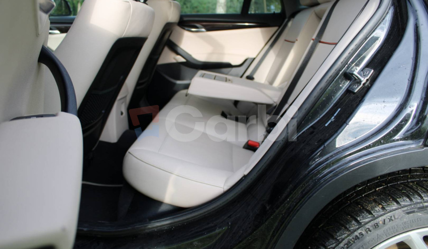 BMW X1 xDrive 18d A/T