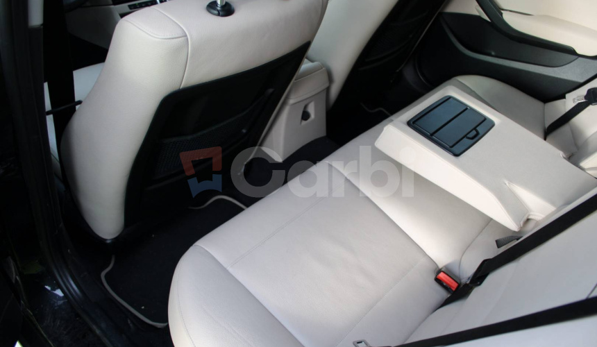 BMW X1 xDrive 18d A/T