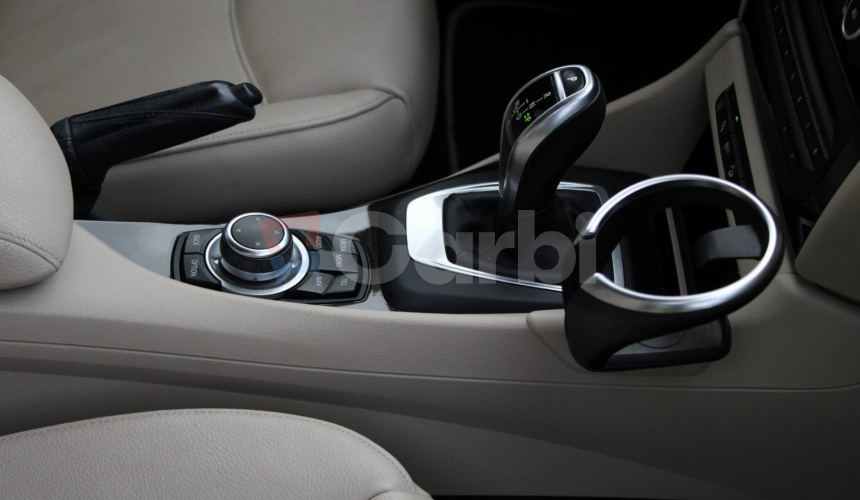 BMW X1 xDrive 18d A/T