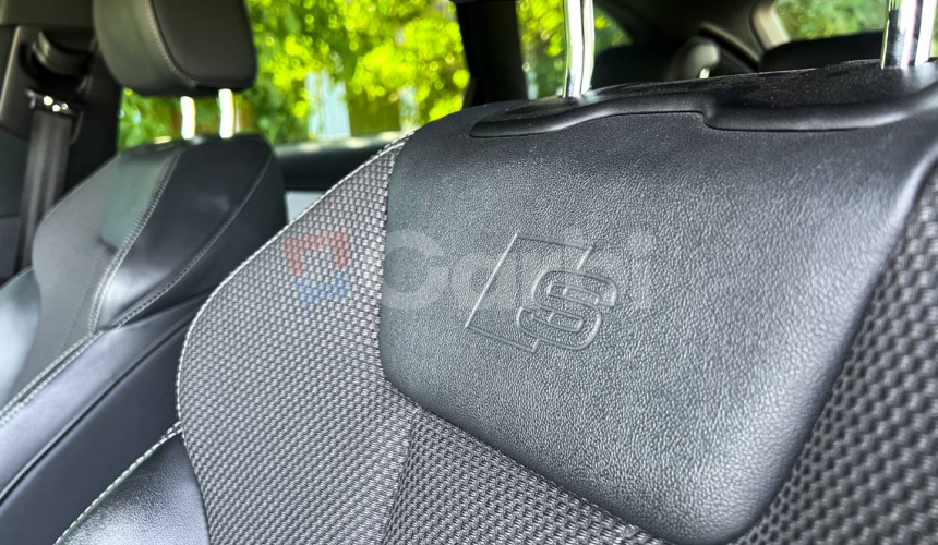 Audi A4 Avant 40 2.0 TDI S line quattro S tronic