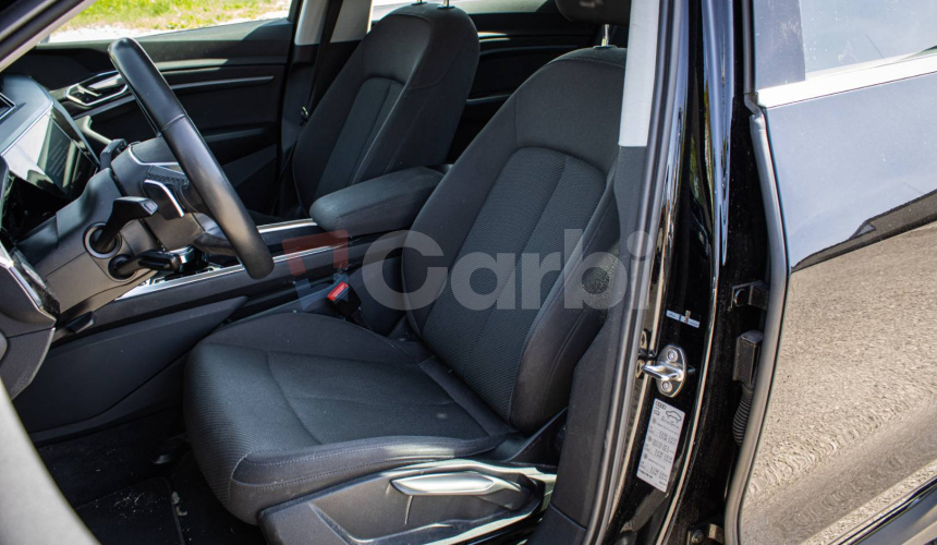 Audi E-tron 55 quattro, webasto, vzduchový podvozok, ťažné, DPH, SOH 87%