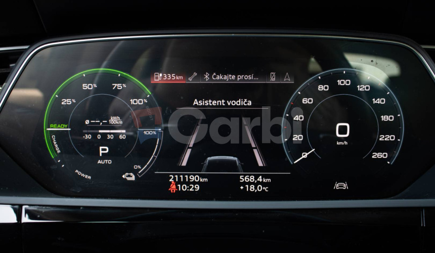 Audi E-tron 55 quattro, webasto, vzduchový podvozok, ťažné, DPH, SOH 87%