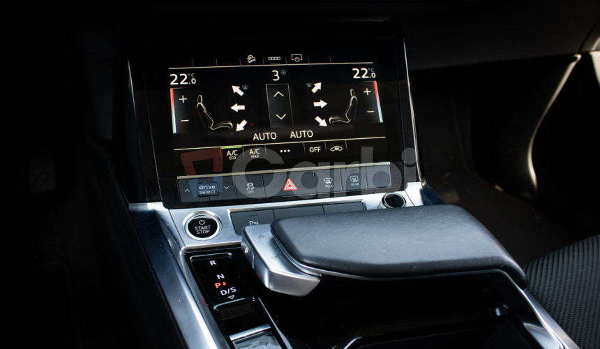 Audi E-tron 55 quattro, webasto, vzduchový podvozok, ťažné, DPH, SOH 87%