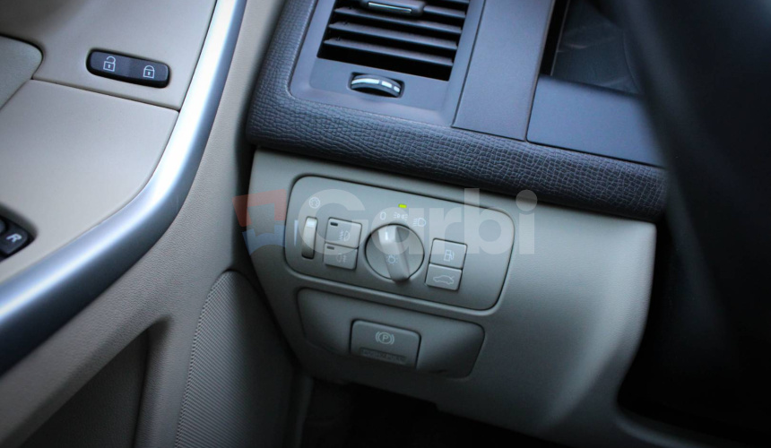 Volvo XC60 2.4D AWD Momentum