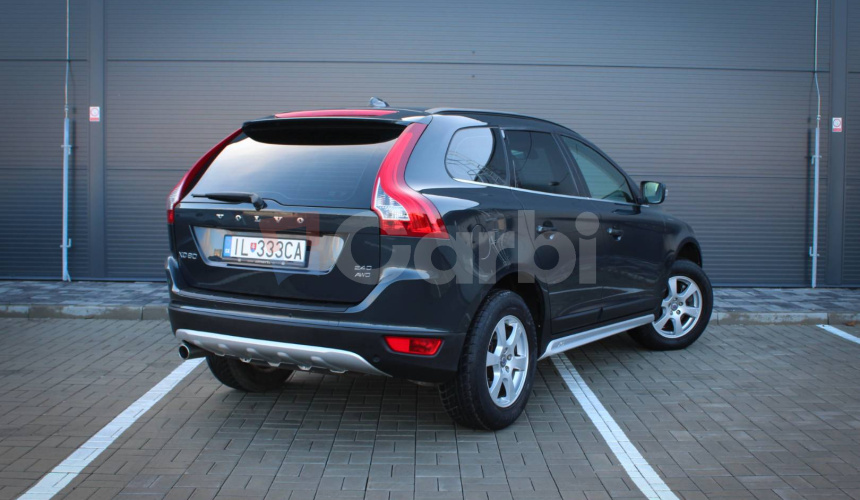 Volvo XC60 2.4D AWD Momentum