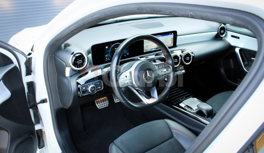 Mercedes-Benz A trieda 180 d /T AMG Line