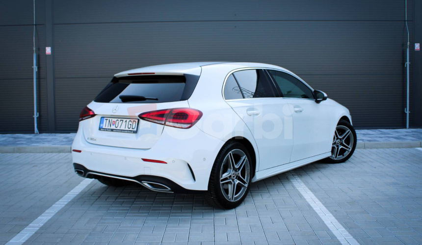 Mercedes-Benz A trieda 180 d /T AMG Line