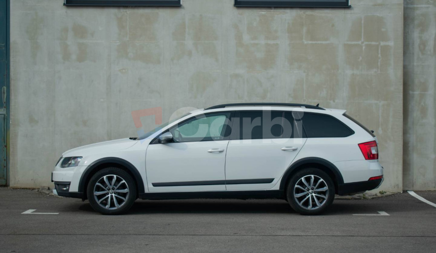 Škoda Octavia Combi SCOUT2.0 TDI DSG 4x4