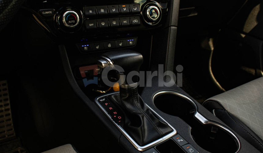 Kia Sportage Spotage 2.0 CRDi 136kW 4x4, slovenské, 2. majiteľ, nelakované