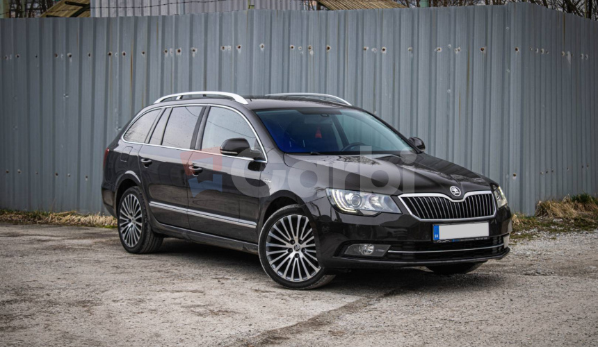 Škoda Superb Combi 2.0 TDI 125 kW L&K DSG 4x4, Nové brzdy, pneu pirelli, tlmiče, nová STK