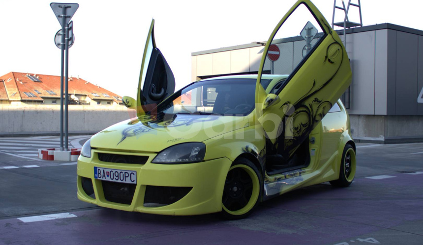 Opel Corsa 1.2 16V, 55kw, AT4, Lambo doors