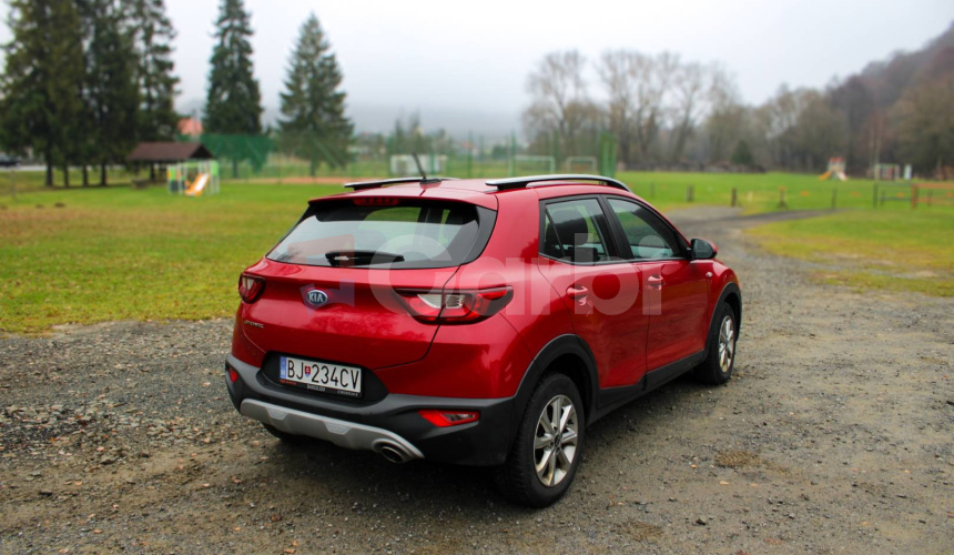 Kia Stonic 1.2 D-CVVT Silver