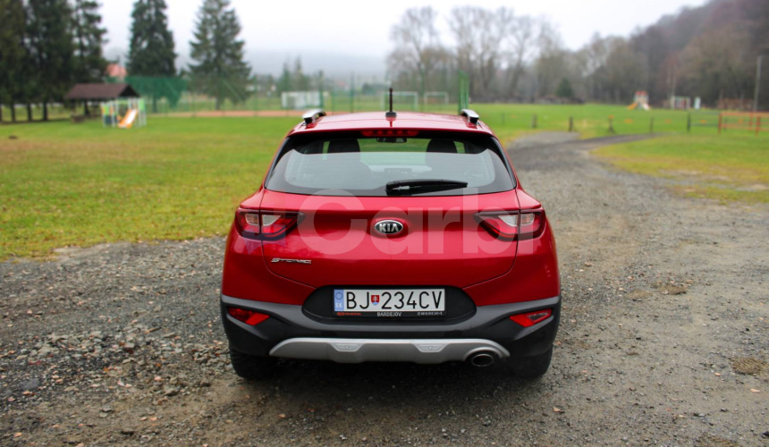 Kia Stonic 1.2 D-CVVT Silver