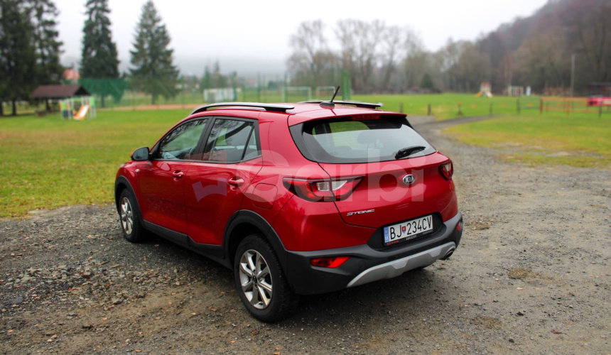 Kia Stonic 1.2 D-CVVT Silver