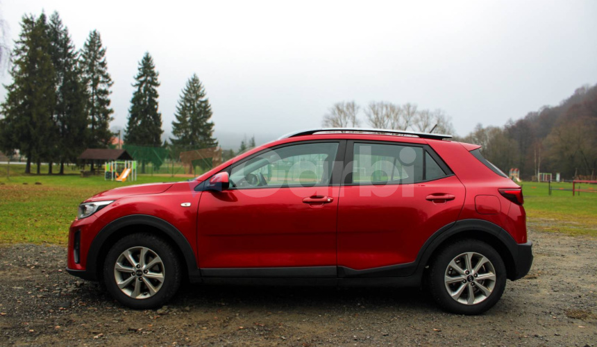 Kia Stonic 1.2 D-CVVT Silver