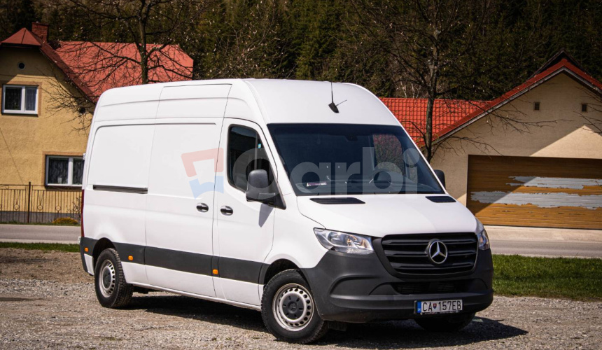 Mercedes-Benz Sprinter 311 L2H2 predný náhon