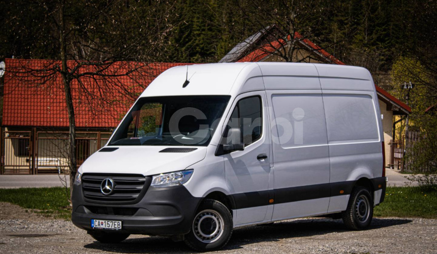 Mercedes-Benz Sprinter 311 L2H2 predný náhon