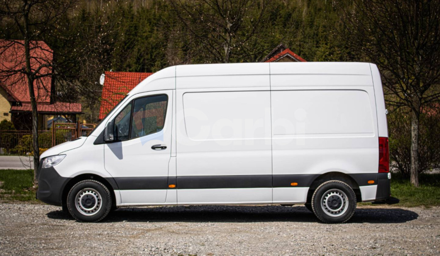 Mercedes-Benz Sprinter 311 L2H2 predný náhon