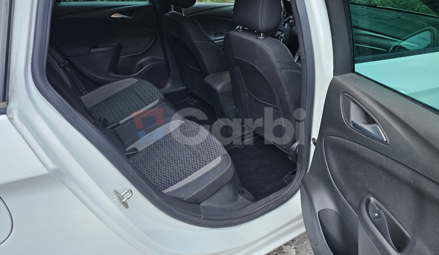 Opel Astra Sport Tourer 1.2 Turbo