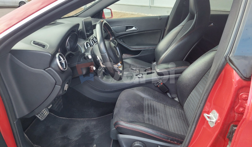 Mercedes-Benz CLA Shooting Brake SB 220 CDI AMG LINE A/T