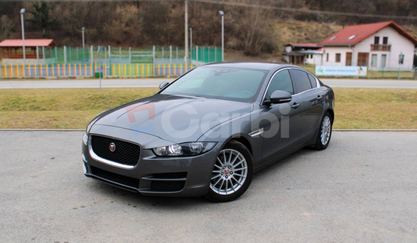 Jaguar XE 2.0 I4D Prestige AT