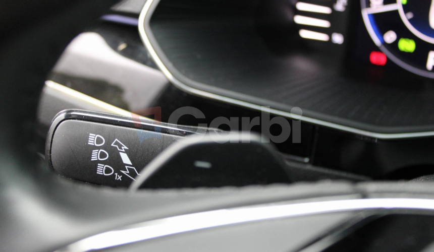 Škoda Superb Combi 2.0 TDI SCR L&K 4x4 DSG