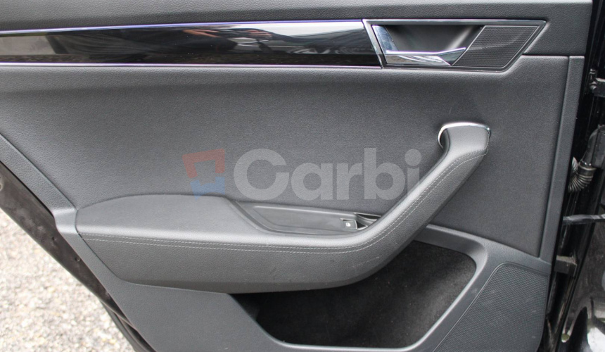 Škoda Superb Combi 2.0 TDI SCR L&K 4x4 DSG