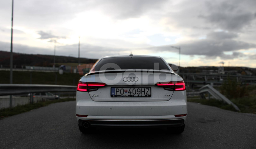 Audi A4 2.0 TDI S tronic Basis