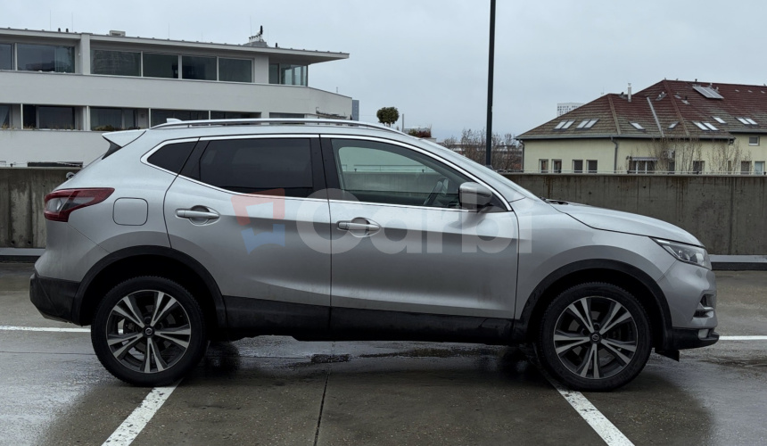 Nissan Qashqai DIG-T 160k N-Connecta AT7
