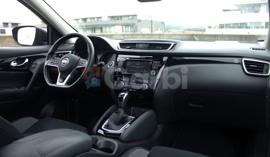 Nissan Qashqai DIG-T 160k N-Connecta AT7
