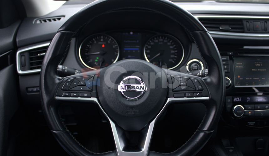 Nissan Qashqai DIG-T 160k N-Connecta AT7
