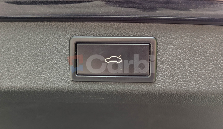 Škoda Superb SportLine Combi 2.0 TDI 140kW A7 4x4, Webasto