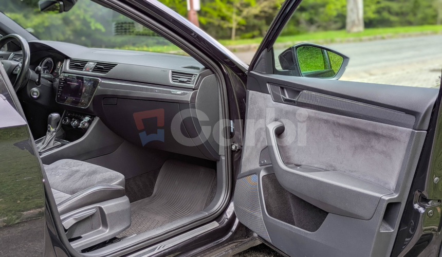 Škoda Superb SportLine Combi 2.0 TDI 140kW A7 4x4, Webasto