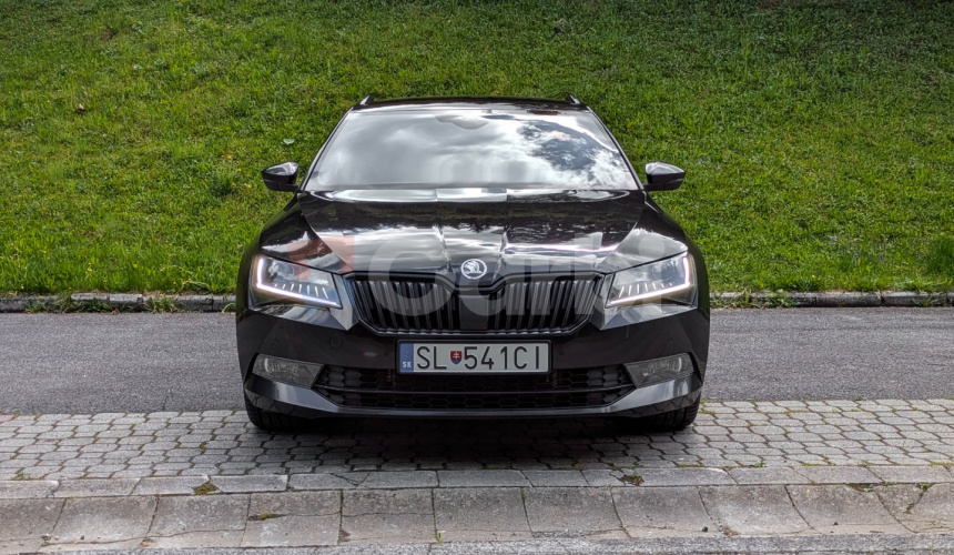Škoda Superb SportLine Combi 2.0 TDI 140kW A7 4x4, Webasto