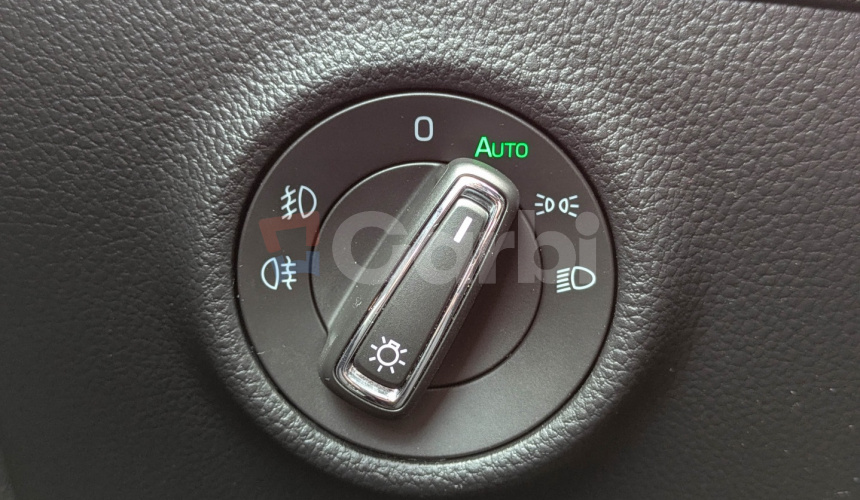 Škoda Superb SportLine Combi 2.0 TDI 140kW A7 4x4, Webasto