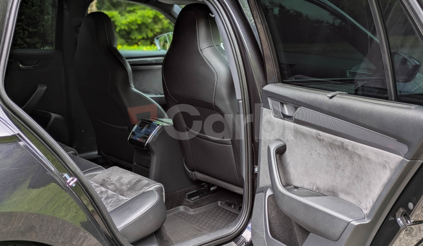 Škoda Superb SportLine Combi 2.0 TDI 140kW A7 4x4, Webasto