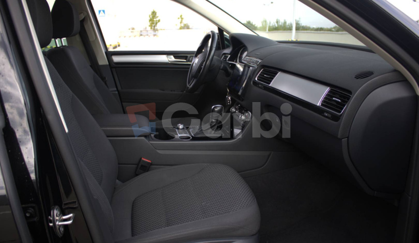 Volkswagen Touareg II 3.0 V6 TDI BMT 4MOTION Mountain