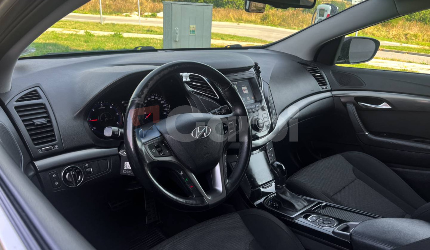 Hyundai i40 CW 1.7 CRDi HP Premium A/T