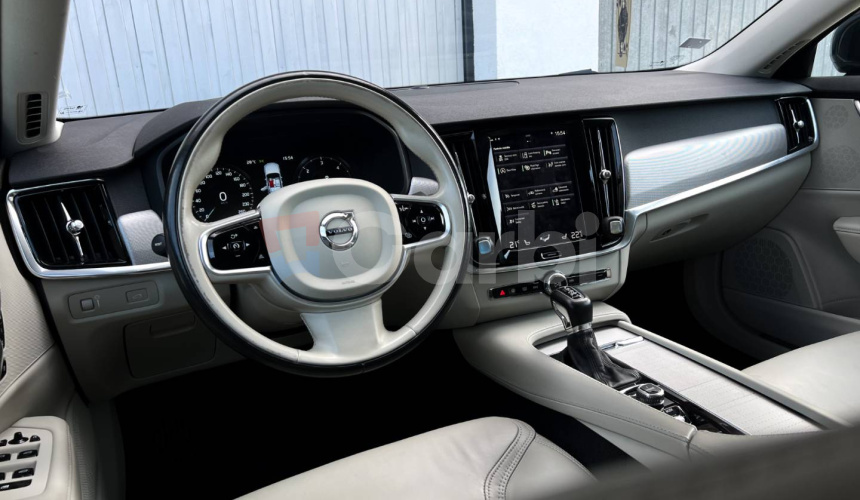 Volvo S90 D5 2.0L Drive-E Inscription A/T AWD
