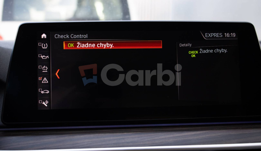 BMW Rad 5 Touring 520d Luxury Line, Pano, Ťažné, ambient, nové brzdy, olej v ZF