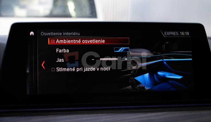 BMW Rad 5 Touring 520d Luxury Line, Pano, Ťažné, ambient, nové brzdy, olej v ZF