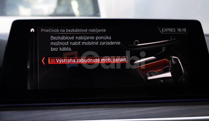 BMW Rad 5 Touring 520d Luxury Line, Pano, Ťažné, ambient, nové brzdy, olej v ZF