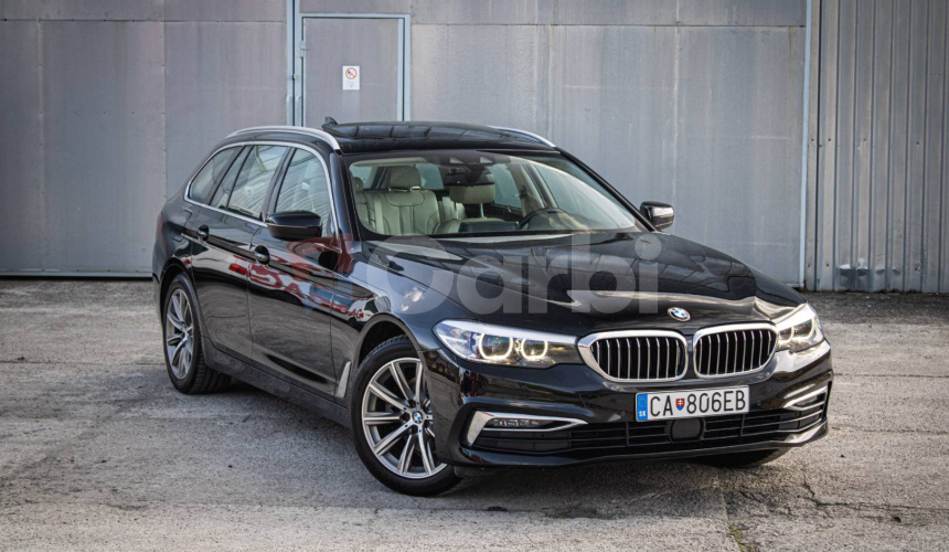 BMW Rad 5 Touring 520d Luxury Line, Pano, Ťažné, ambient, nové brzdy, olej v ZF